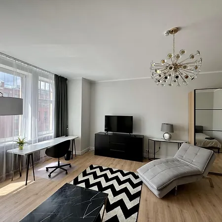 Beautiful, Spacious, Central 4br * Riga